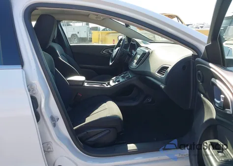 2016 Chrysler 200 Limited из США, поврежденный, VIN 1C3CCCAB3GN127025